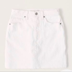 Abercrombie | Ultra High Rise Denim Skirt Curve Love, 0/25